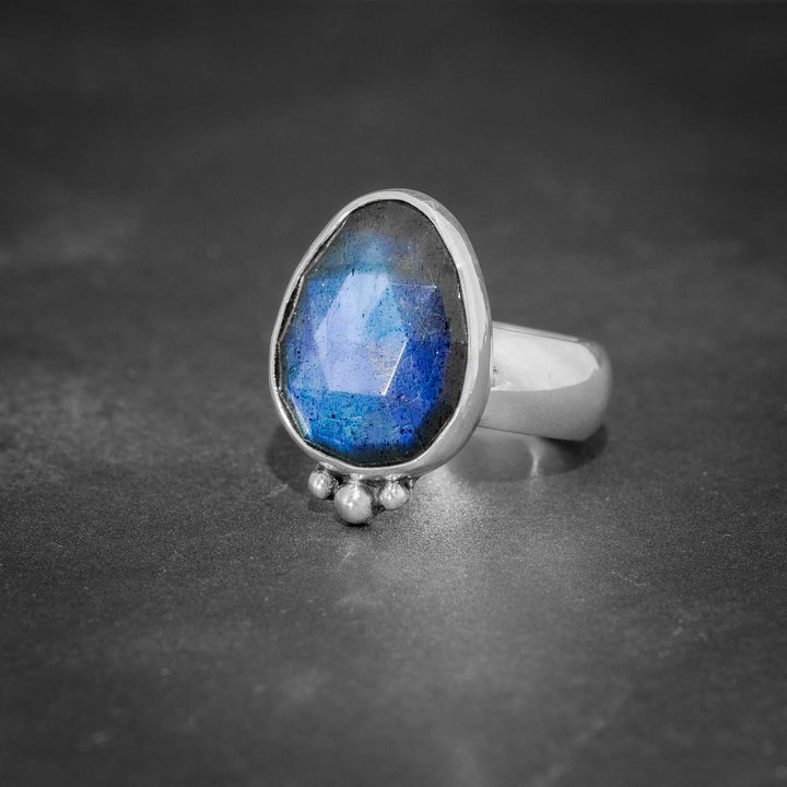 Blue Labradorite Sterling Silver Ring - Size 5