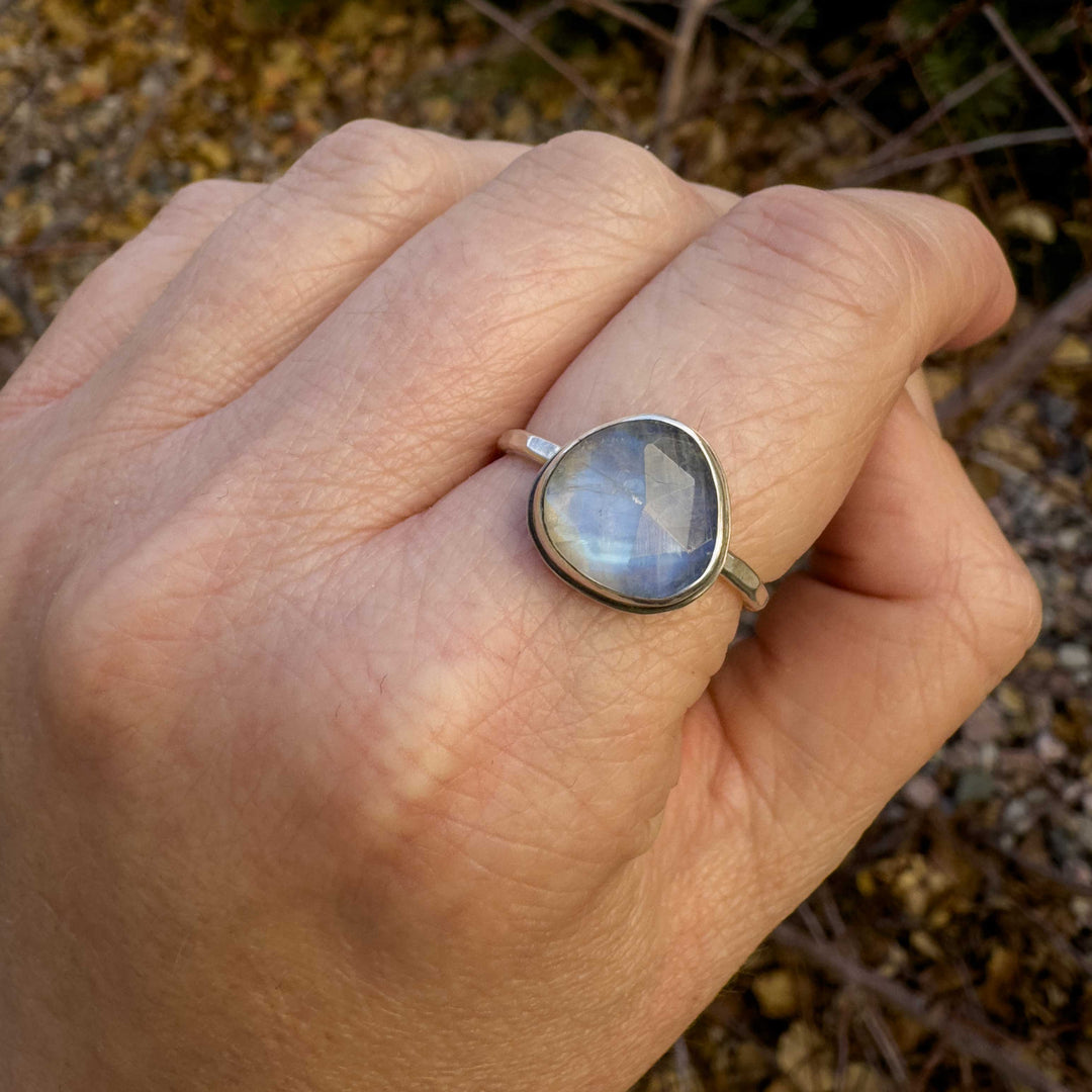 Rainbow Moonstone Sterling Silver Stacking Ring - size 9