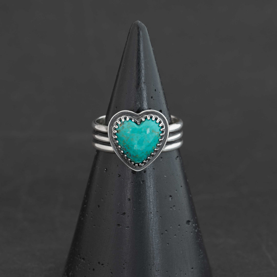 Deep ocean blue Sonora turquoise heart ring in decorative sterling silver setting, size 9.5