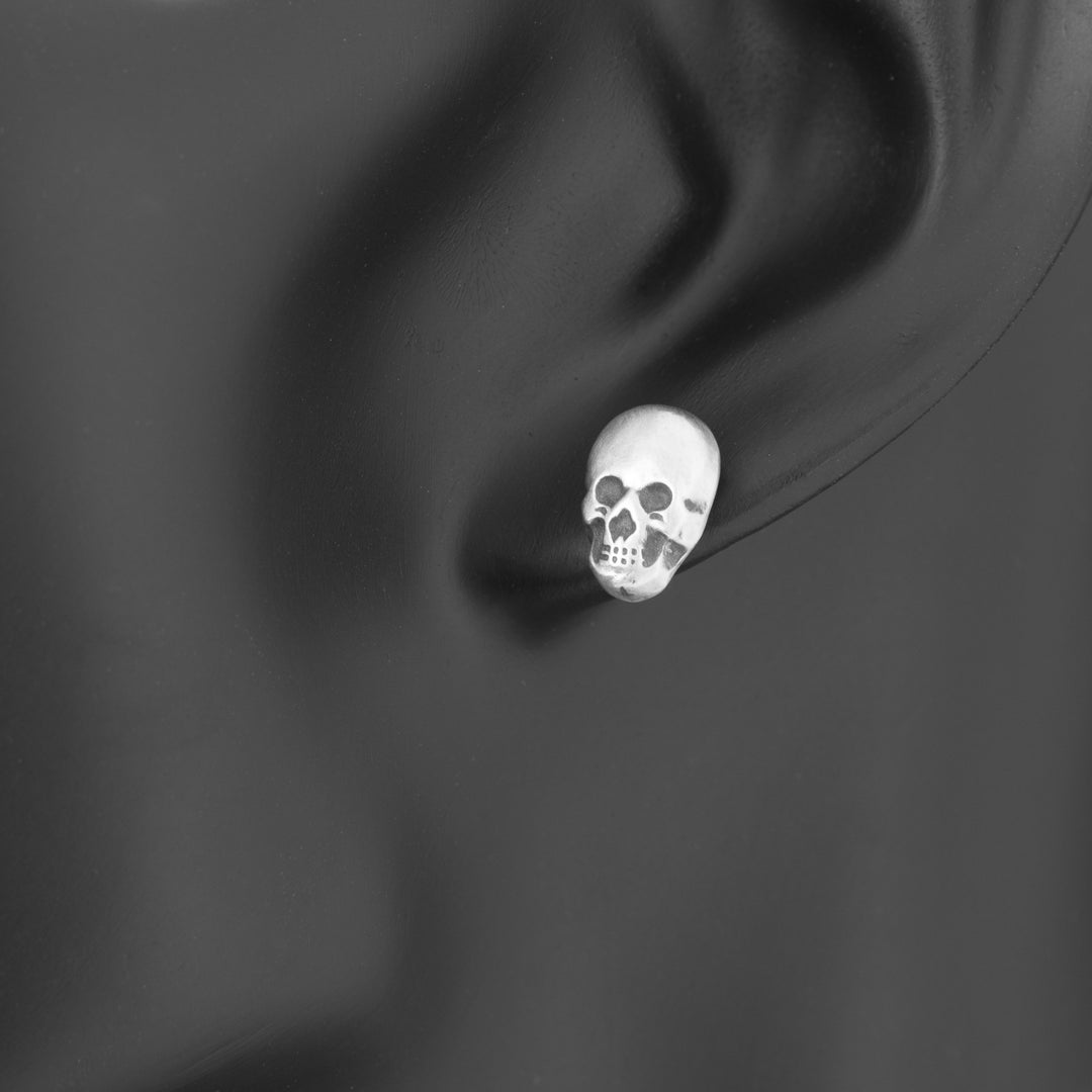 Silver Grinning Skull Stud Earrings