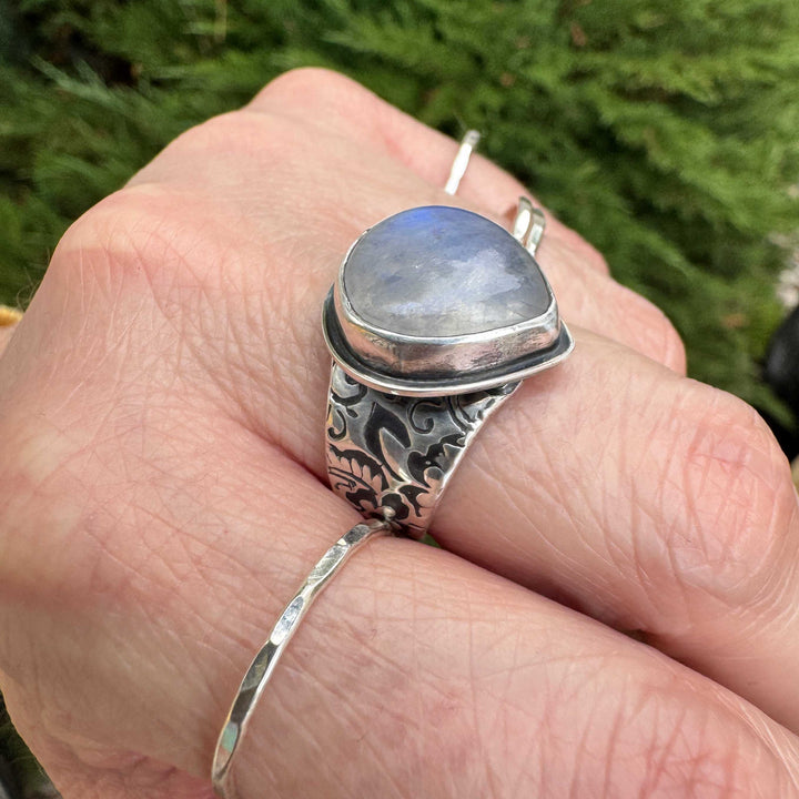 Rainbow Moonstone Sterling Silver Floral Ring | Size 8.5