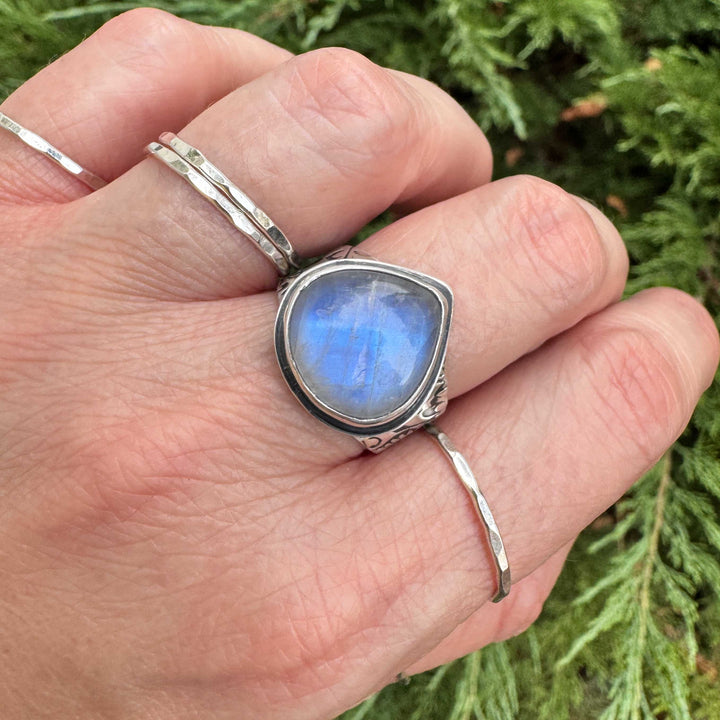 Rainbow Moonstone Sterling Silver Floral Ring | Size 8.5