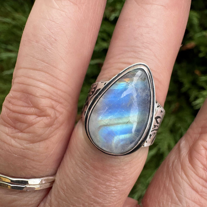 Rainbow Moonstone Floral Sterling Silver Ring | Size 7.5