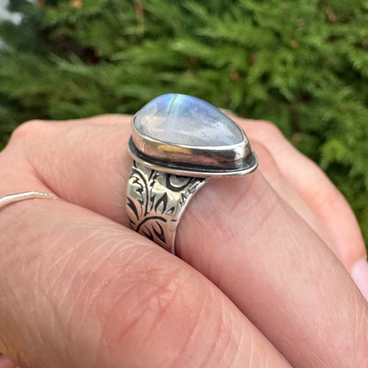 Rainbow Moonstone Floral Sterling Silver Ring | Size 7.5