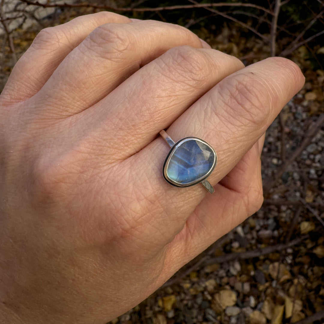 Rainbow Moonstone Sterling Silver Stacking Ring - size 11