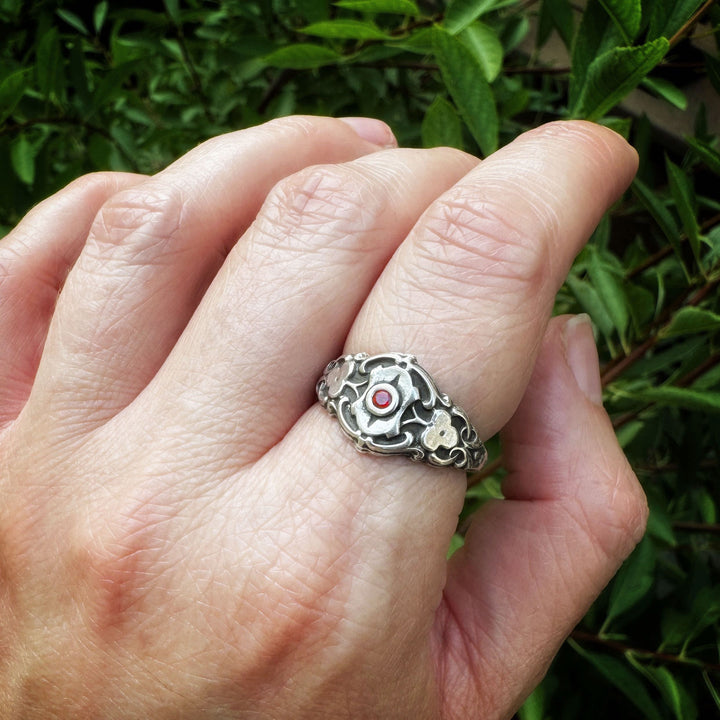 Gothic Daywalker Vampire Silver Ring with Garnet