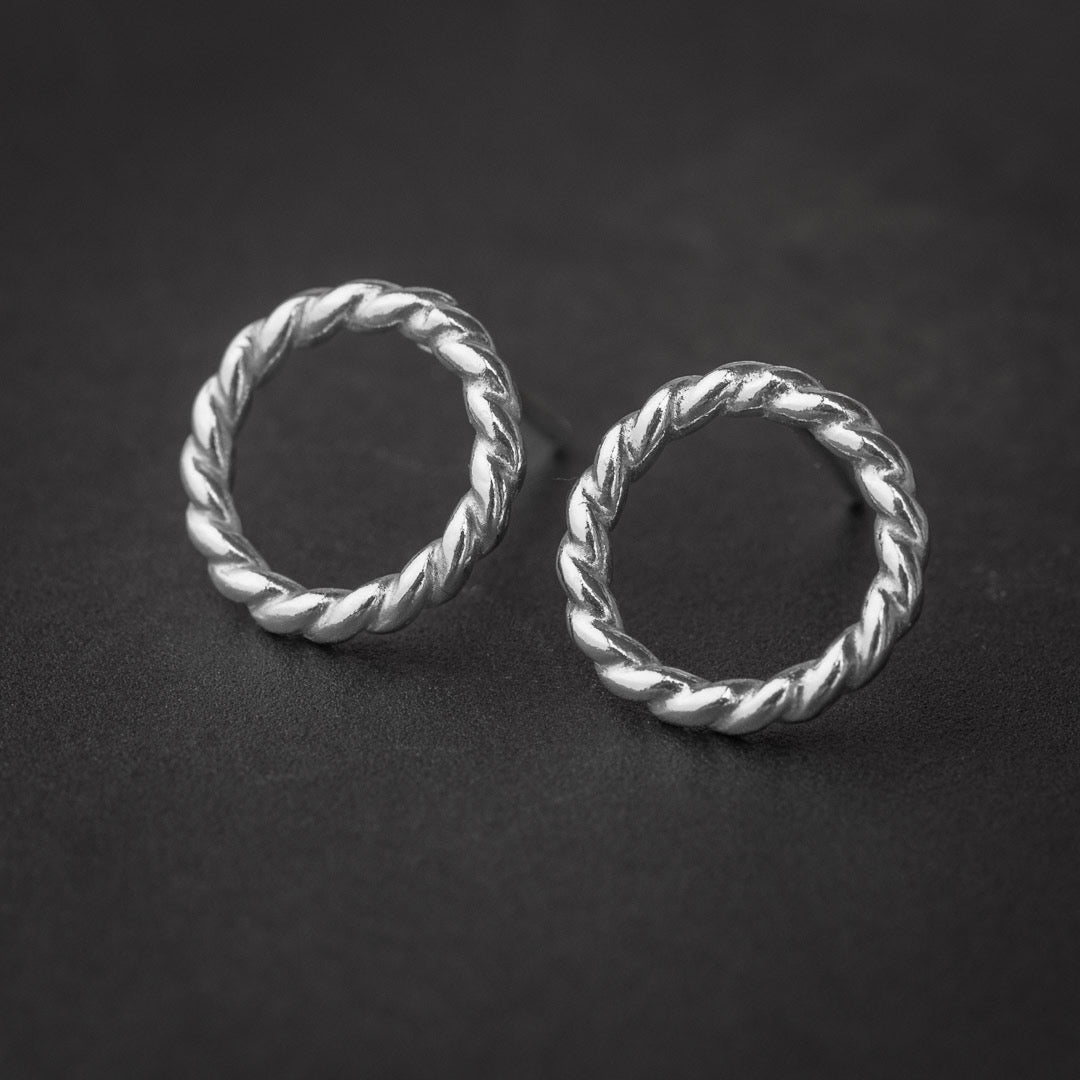 Rope Circle Stud Earrings